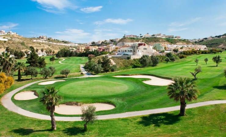 Köp en ny fristående villa i Ciudad Quesada, Alicante. Upptäck vårt erbjudande